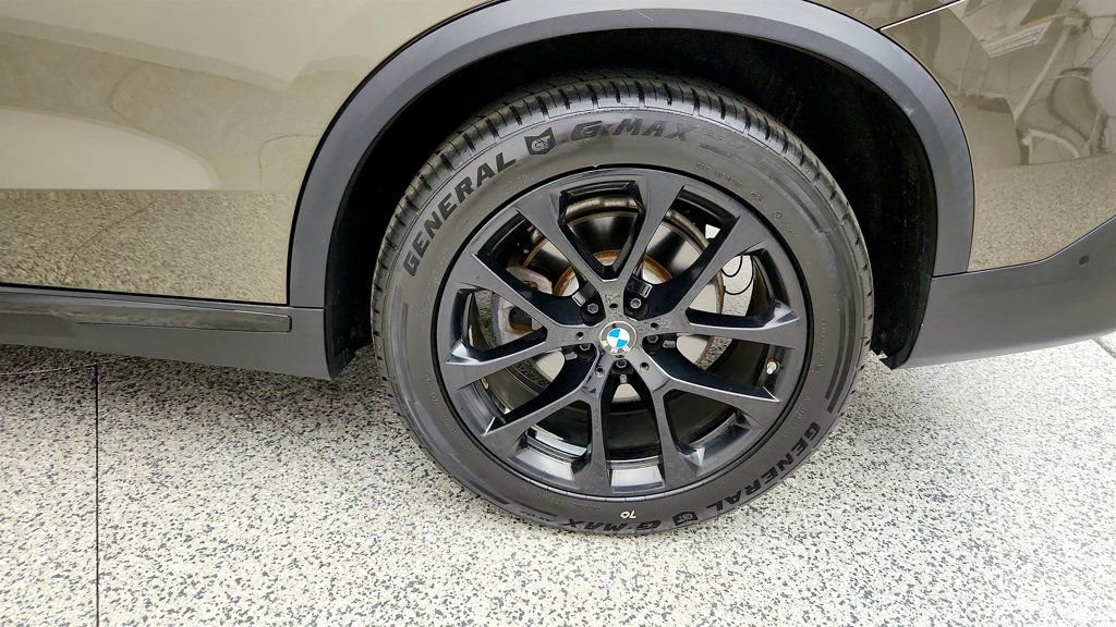 Used 2020 BMW X5 xDrive40i w/ Convenience Package AWD/4WD image 9