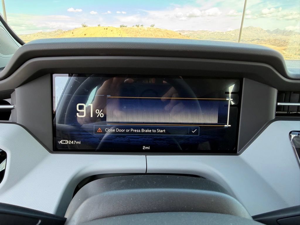 New 2027 Chevrolet Bolt LT w/ Comfort Package FWD image 24