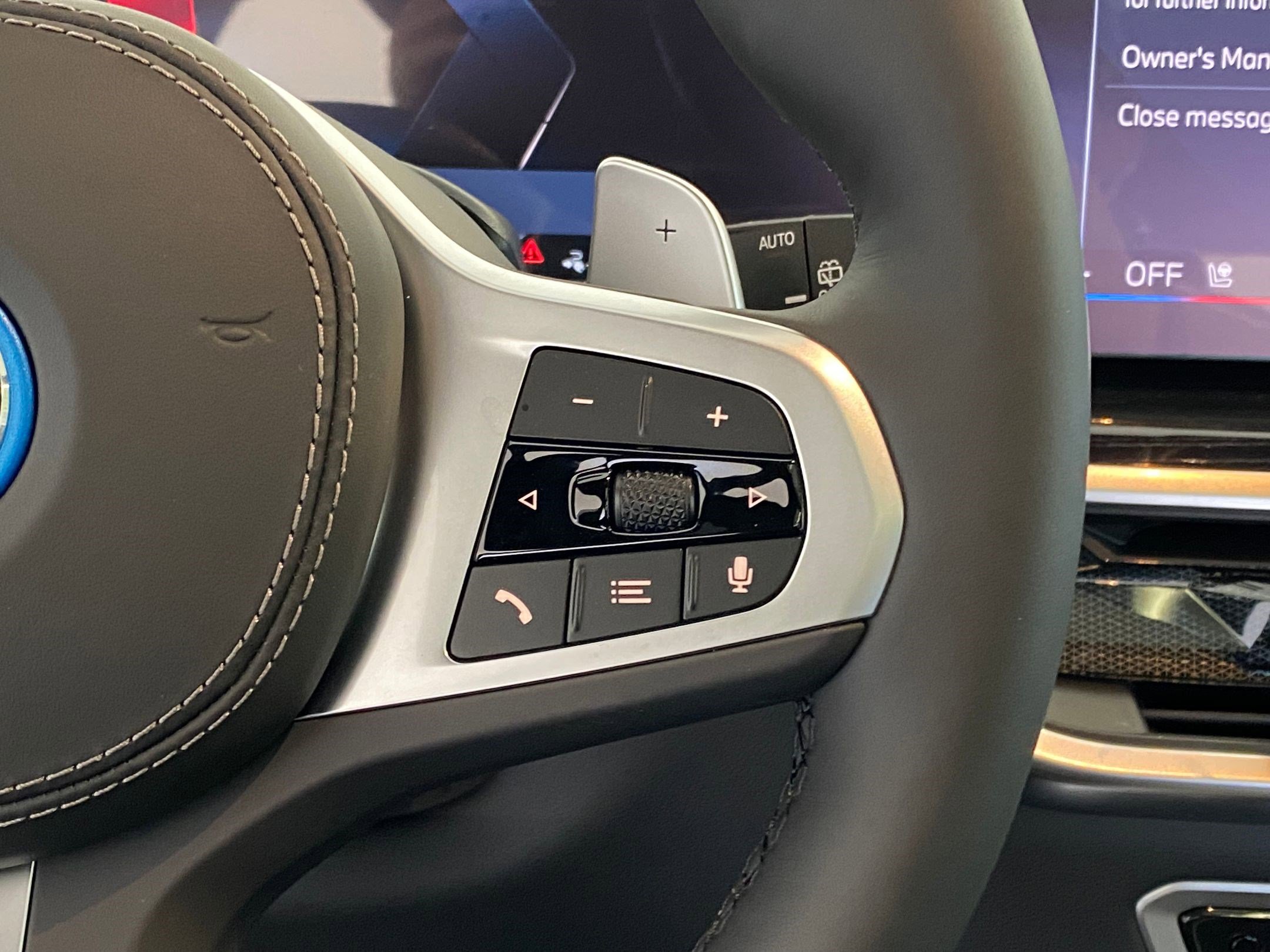 New 2026 BMW X5 xDrive50e w/ M Sport Package image 31