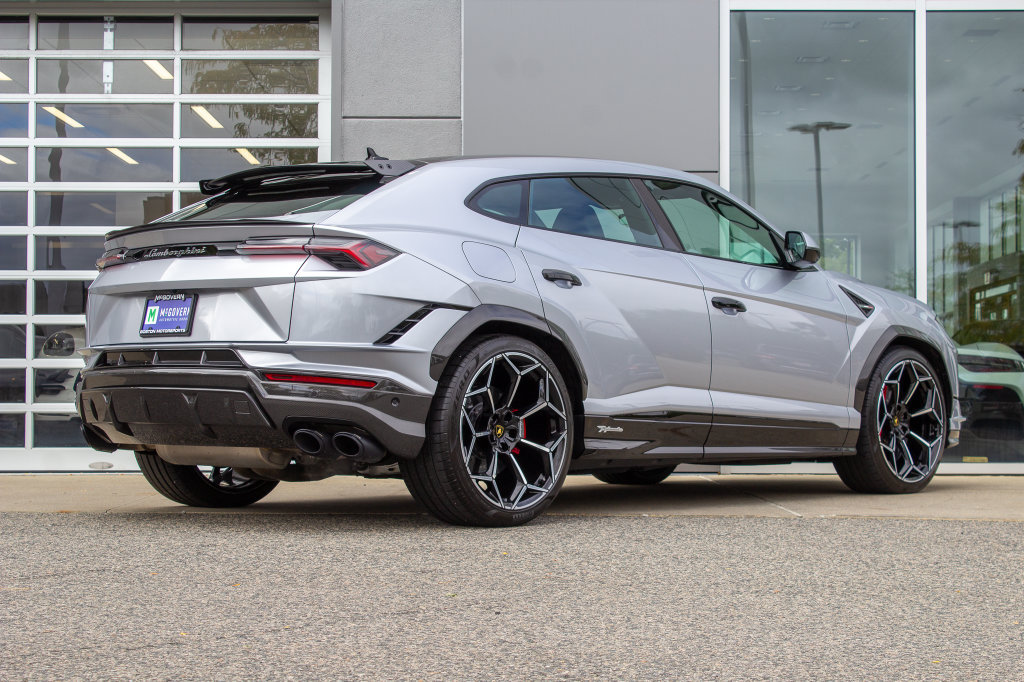 Used 2024 Lamborghini Urus Performante AWD/4WD image 10