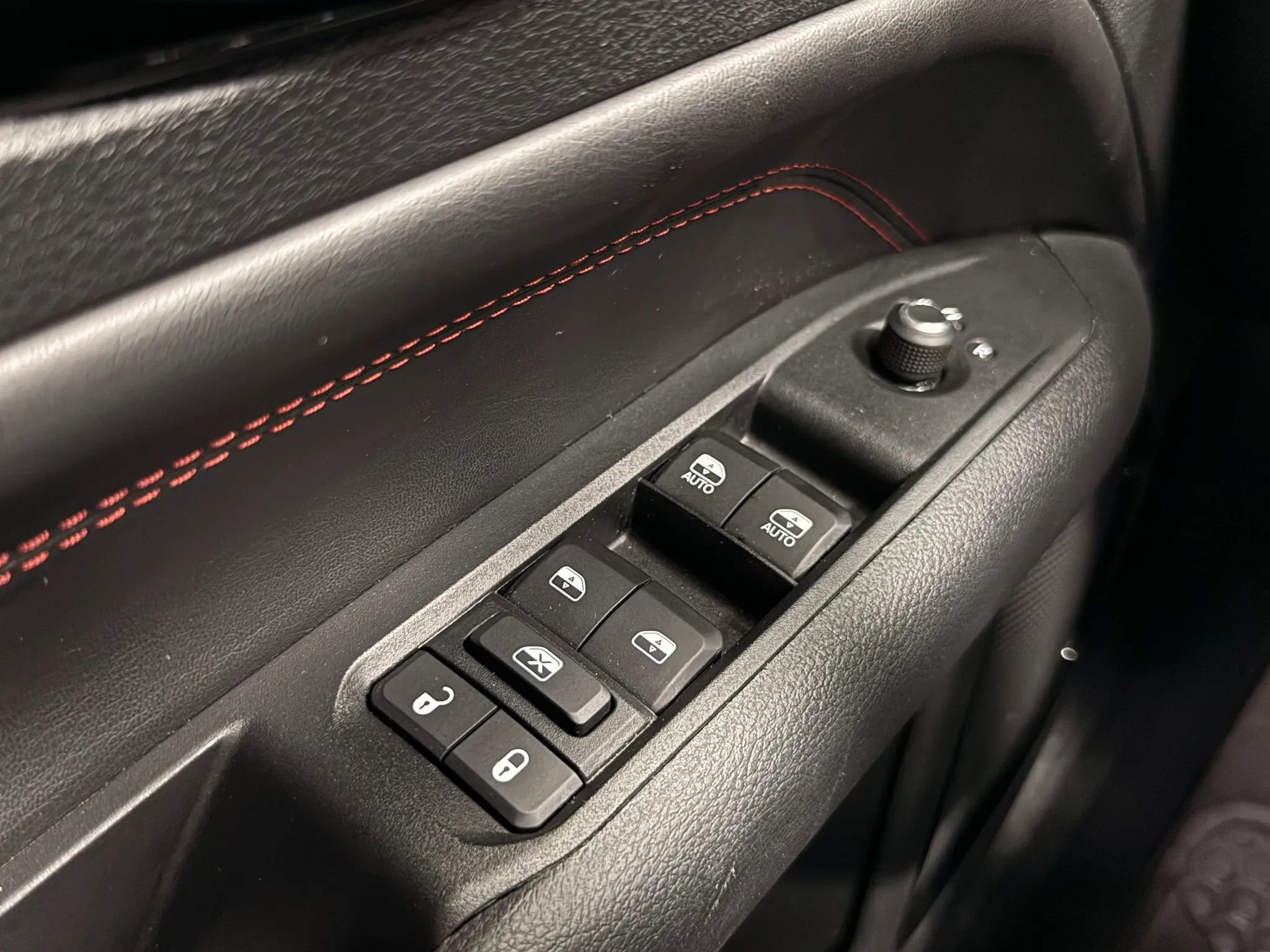 Used 2022 Jeep Compass Trailhawk w/ Trailhawk Elite Group AWD/4WD image 29