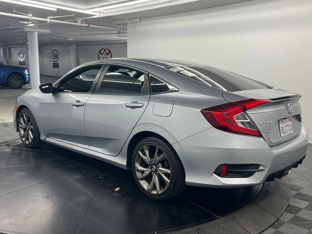 Used 2019 Honda Civic Sport image 4
