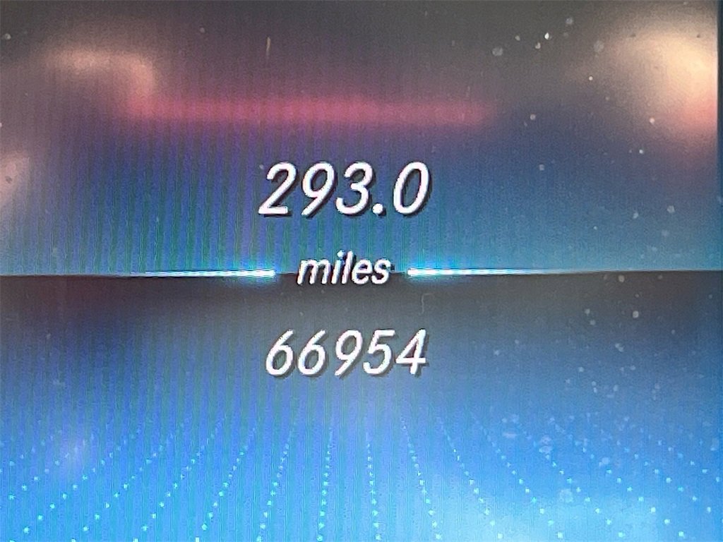 Used 2020 Mercedes-Benz C 300 4MATIC Sedan image 12