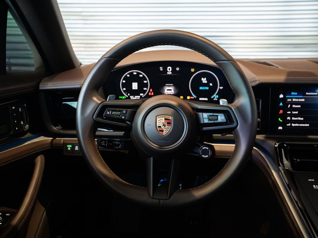 Certified 2024 Porsche Panamera image 26