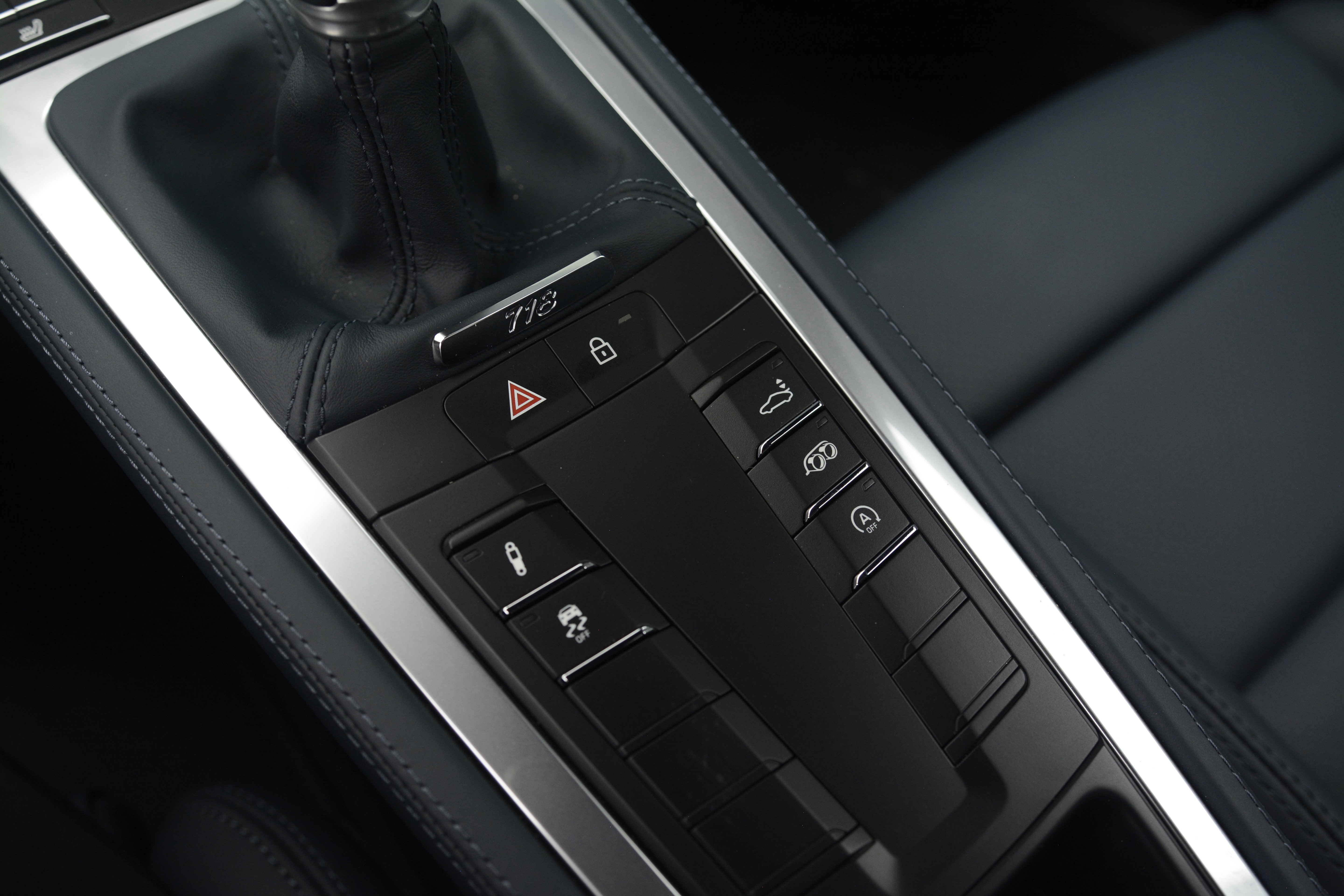 Certified 2025 Porsche 718 Cayman GTS RWD image 25