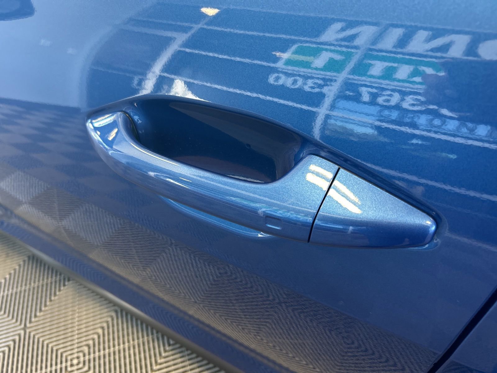 New 2025 Kia K4 GT-Line Turbo image 9