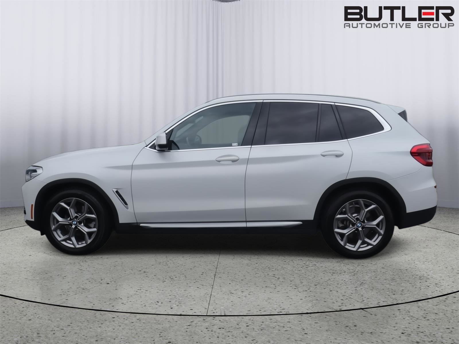 Used 2021 BMW X3 xDrive30i w/ Convenience Package AWD/4WD image 3