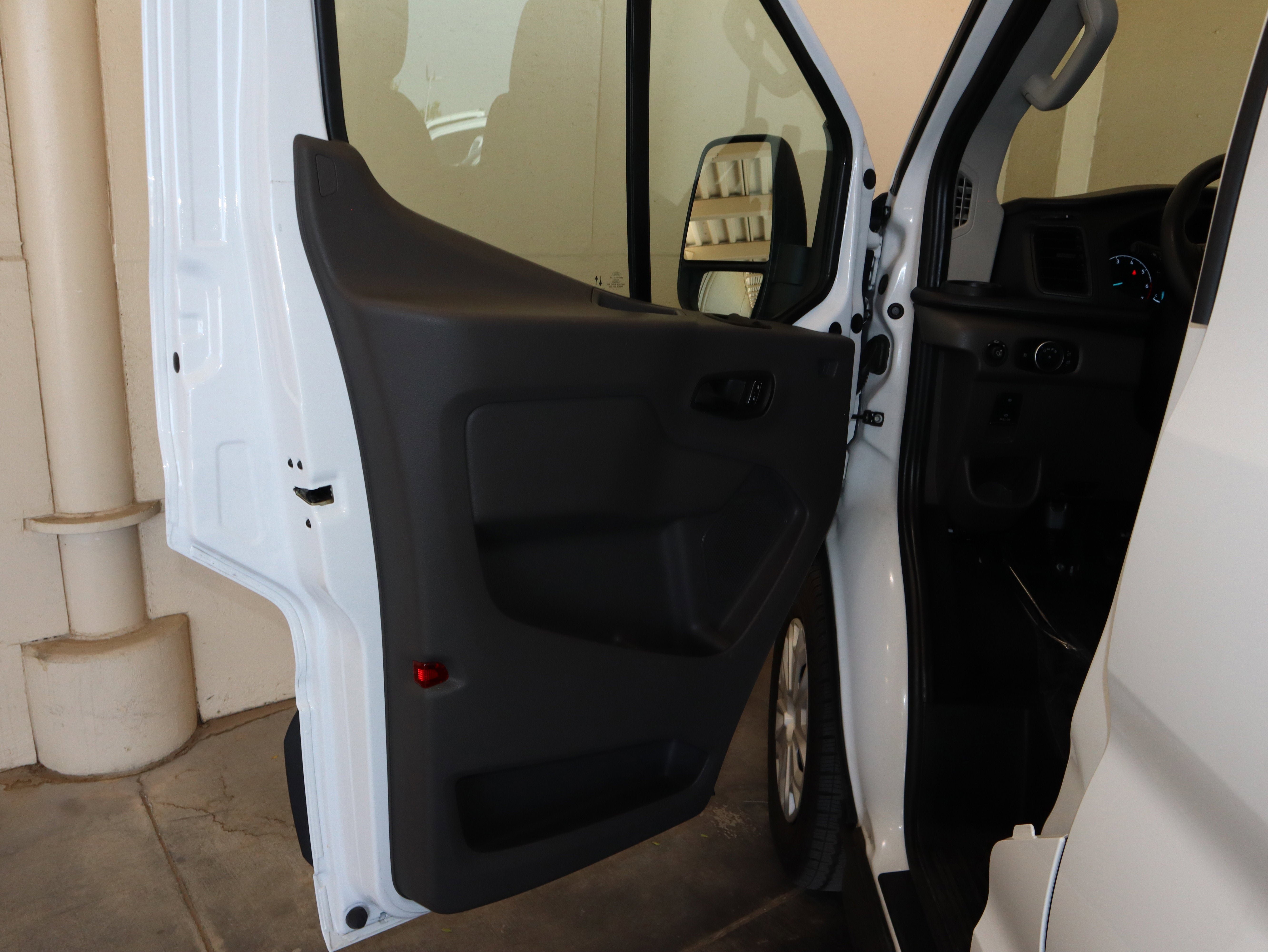 Used 2024 Ford Transit 350 XLT RWD image 31