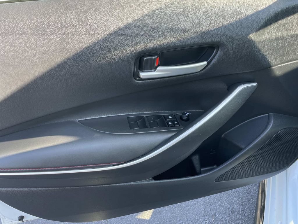 Used 2025 Toyota Corolla SE FWD image 20