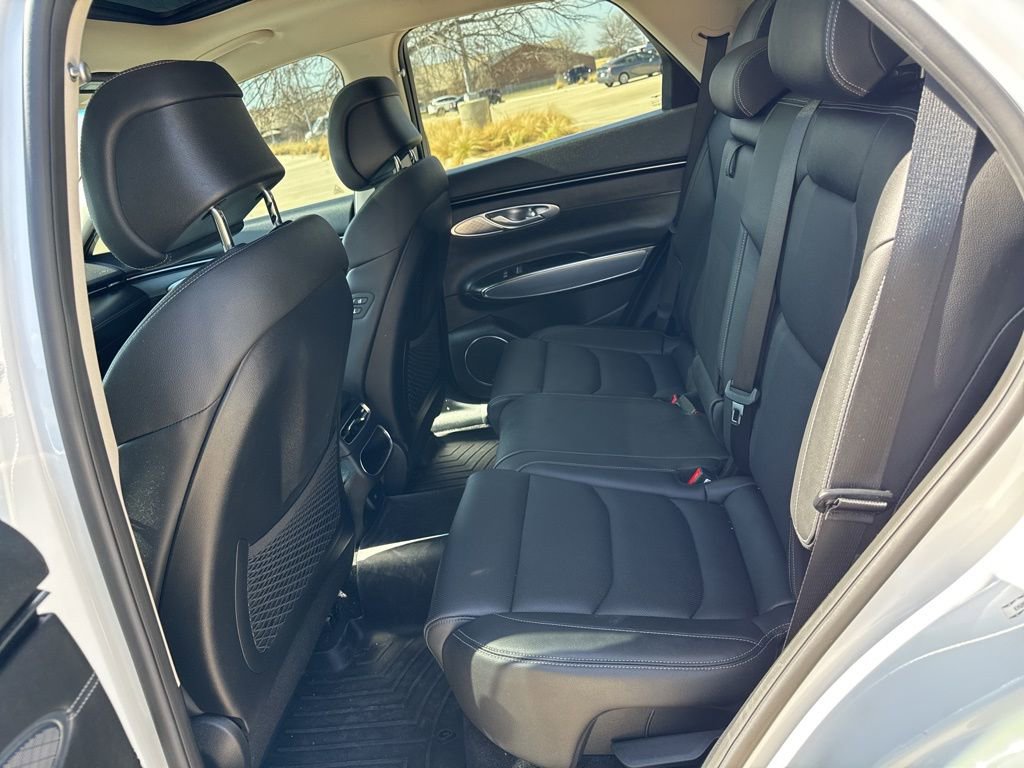 Used 2022 Genesis GV70 2.5T w/ Select Package image 16