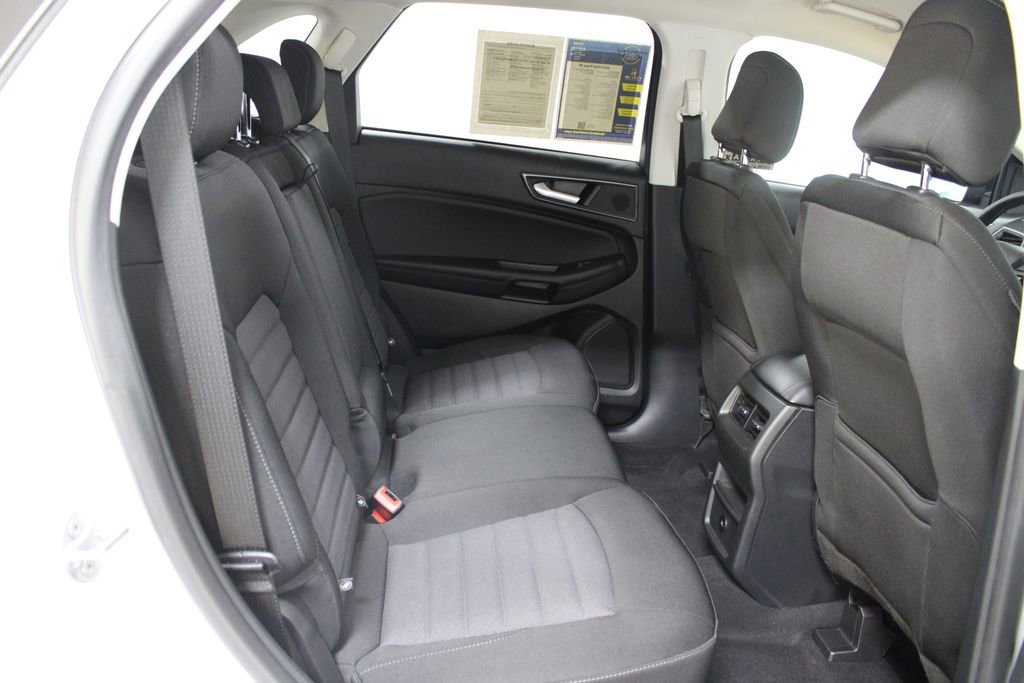 Used 2022 Ford Edge SE w/ Black Appearance Package image 27