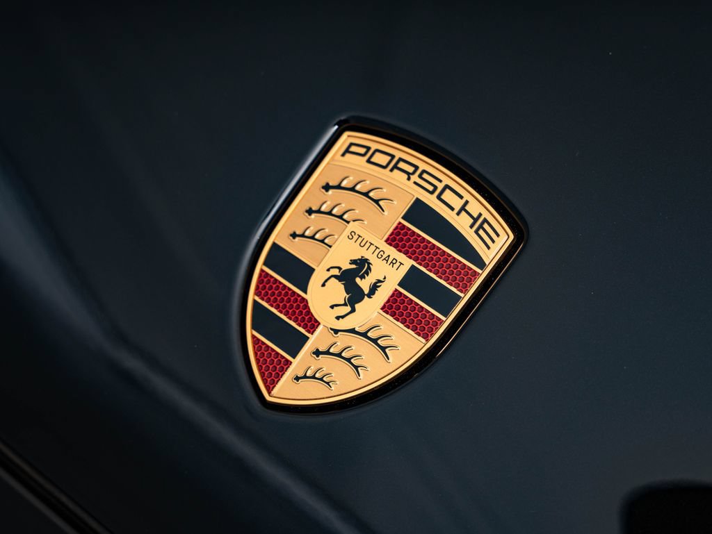 New 2026 Porsche Cayenne Electric AWD/4WD image 18