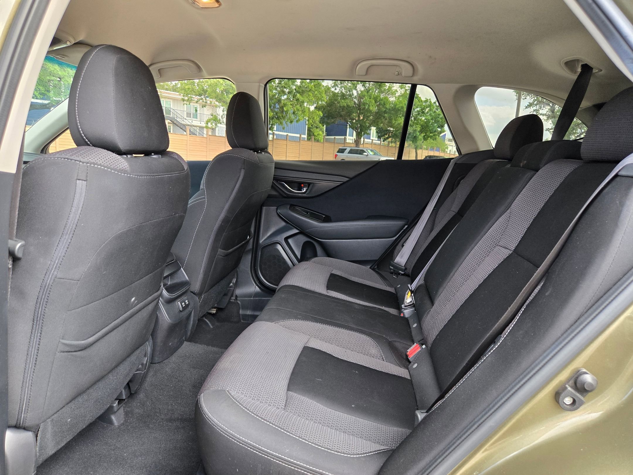 Used 2021 Subaru Outback Premium AWD/4WD image 15