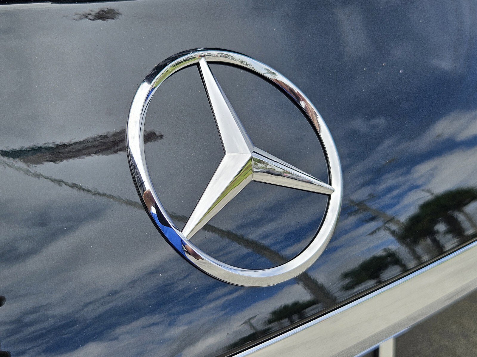 Certified 2025 Mercedes-Benz GLE 450e 4MATIC image 19