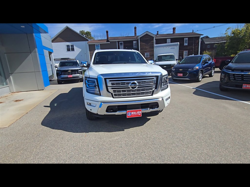 Used 2021 Nissan Titan Platinum Reserve w/ Moonroof Package image 3