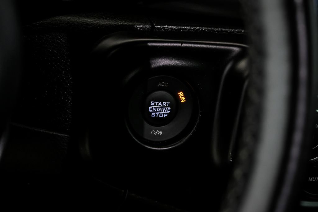 Used 2022 Jeep Wrangler Unlimited Sport image 17