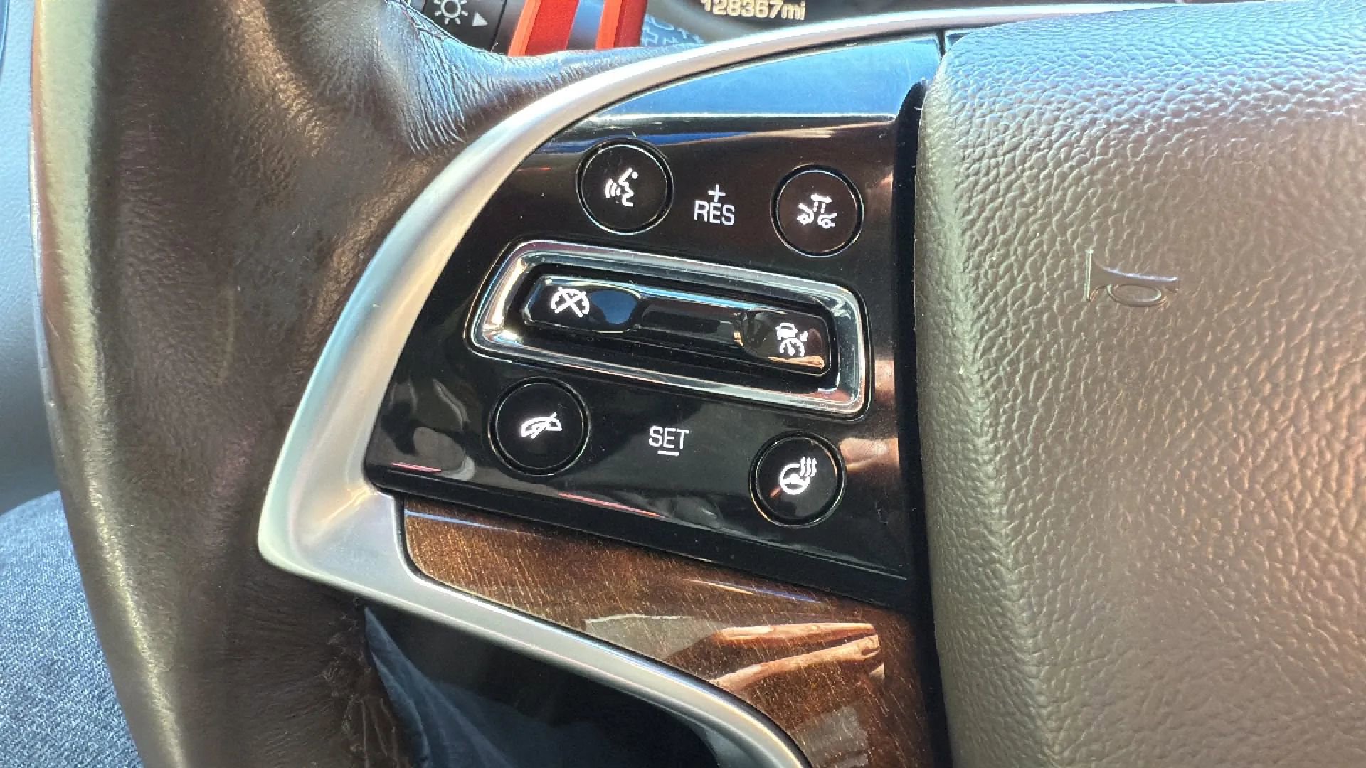 Used 2013 Cadillac XTS Platinum w/ Driver Assist Package image 12