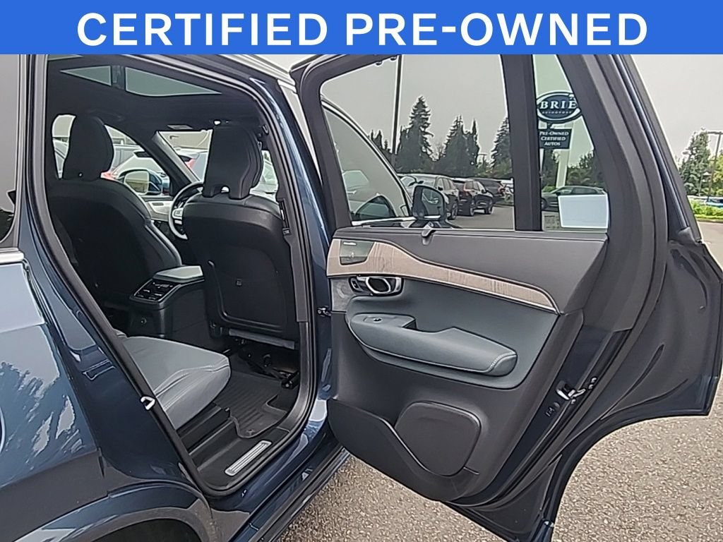 Certified 2024 Volvo XC90 T8 Ultimate AWD/4WD image 17