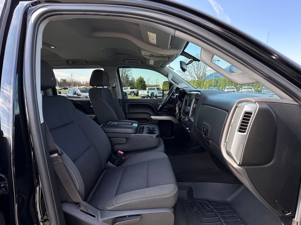 Used 2015 Chevrolet Silverado 2500 LT w/ LT Convenience Package AWD/4WD image 12