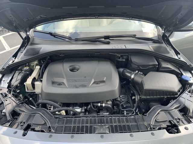 Used 2018 Volvo S60 T5 Dynamic w/ Vision Package FWD image 16