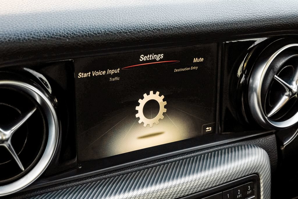 Used 2017 Mercedes-Benz SLC 300 image 28