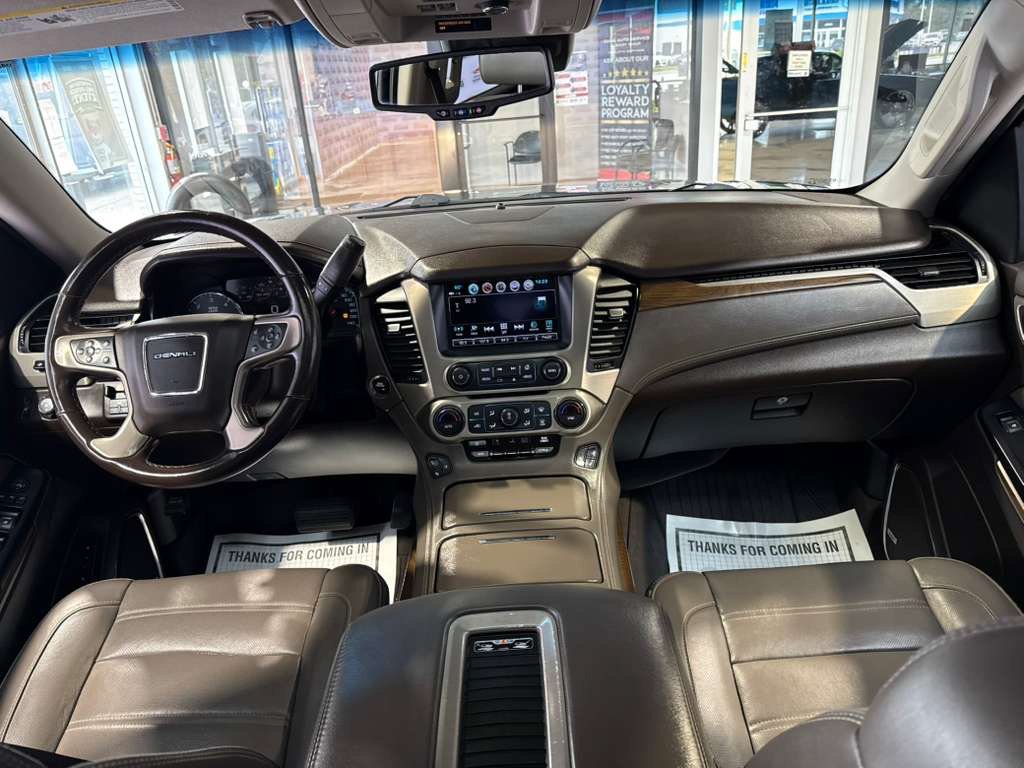 Used 2019 GMC Yukon Denali w/ Open Road Package RWD image 33