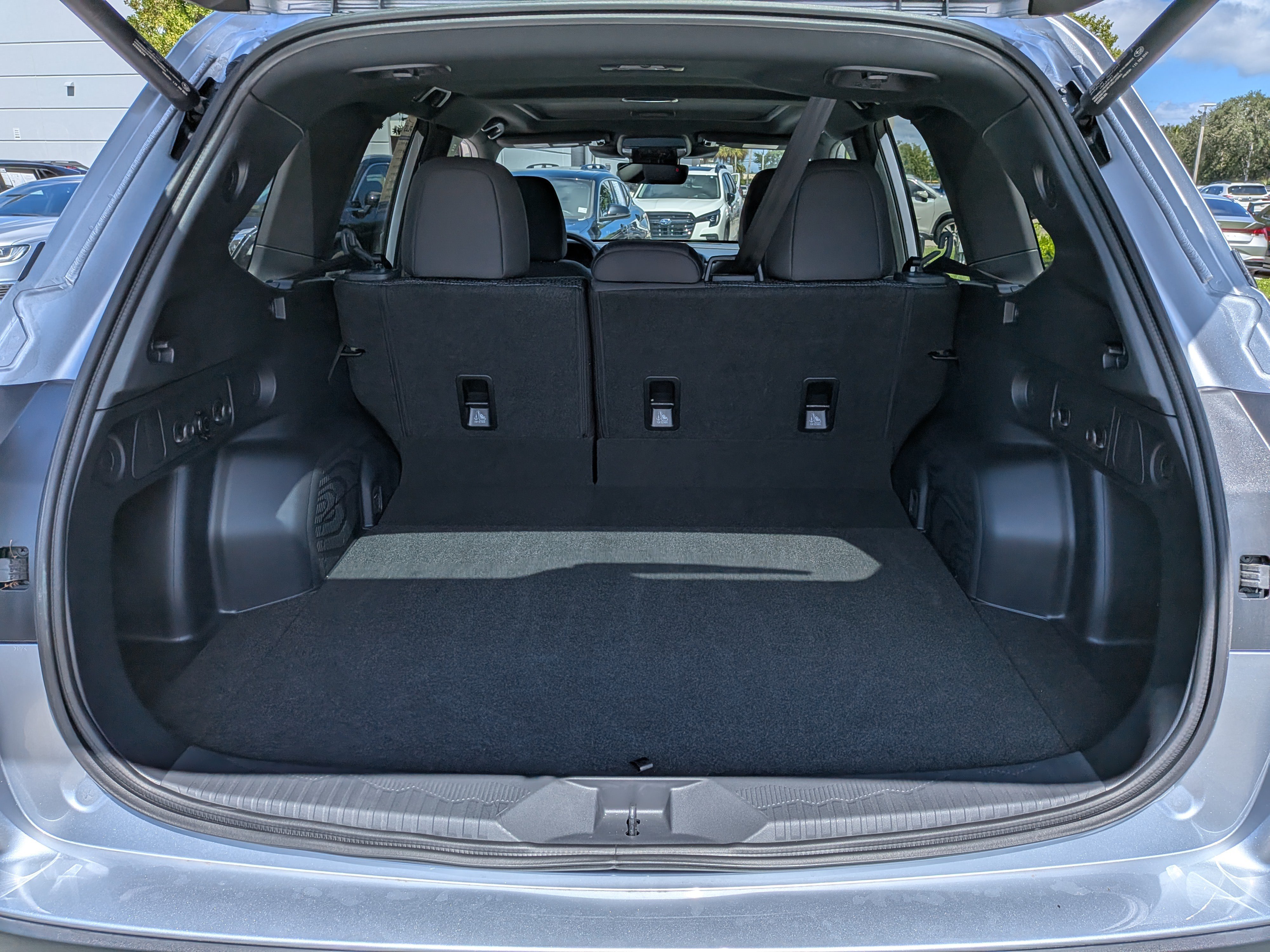 Used 2026 Subaru Forester Premium AWD/4WD image 13