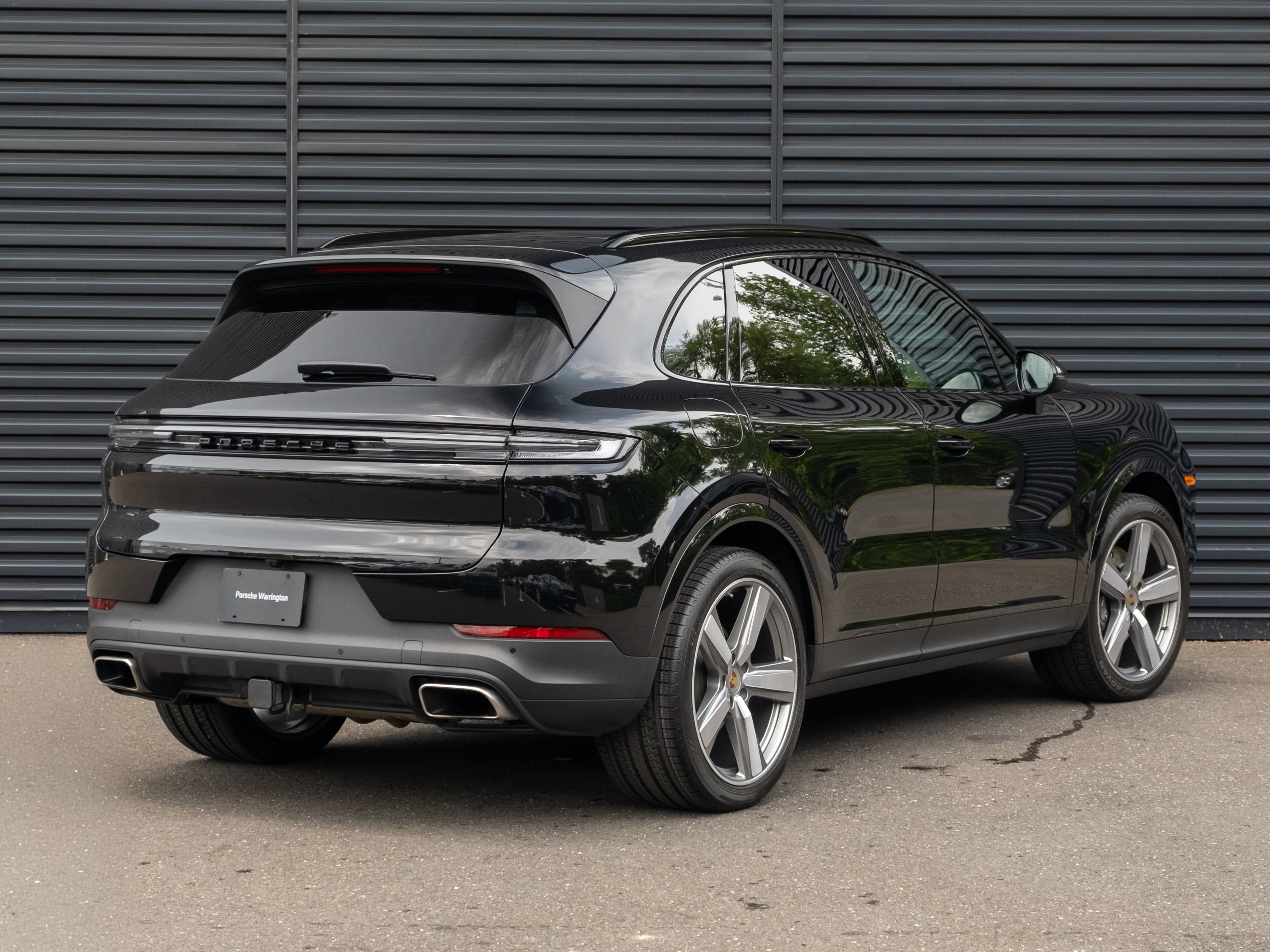 Certified 2024 Porsche Cayenne AWD/4WD image 8