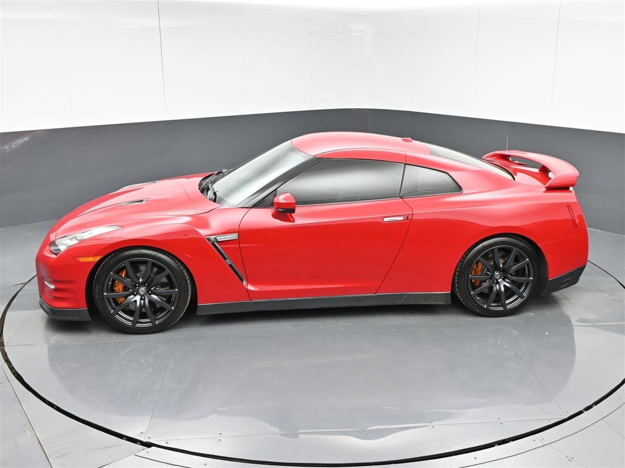 Used 2013 Nissan GT-R Premium AWD/4WD image 27