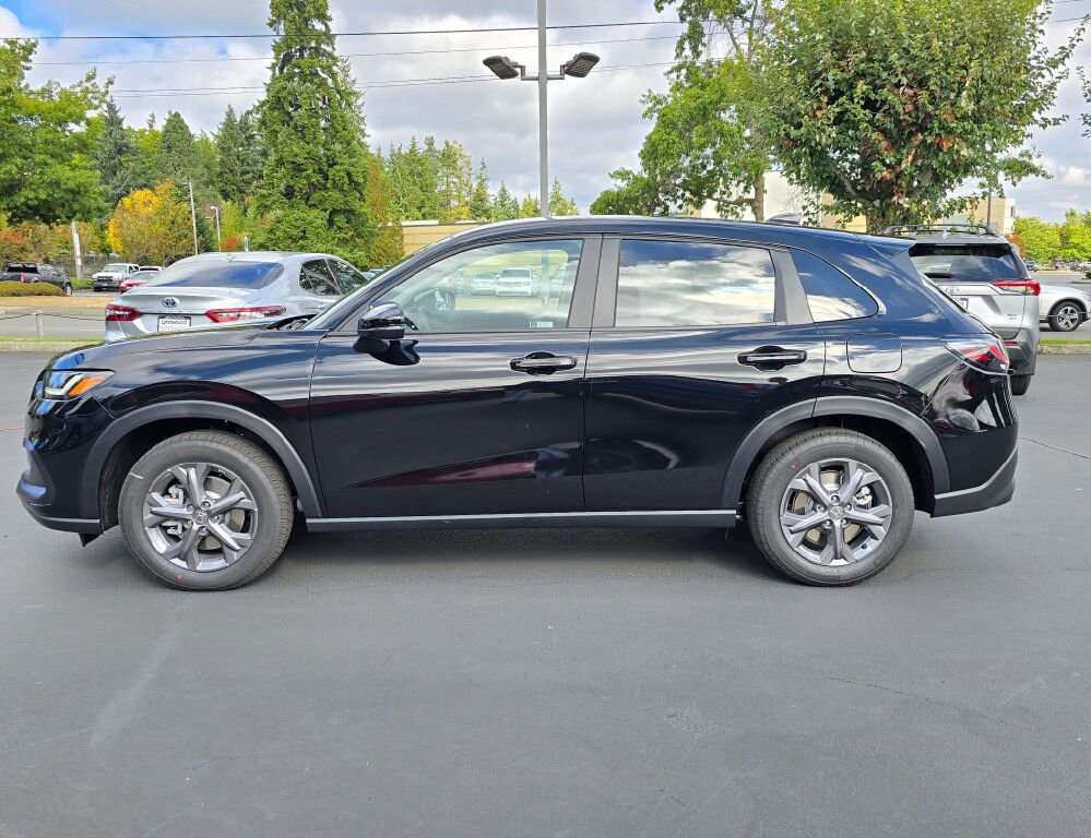 New 2026 Honda HR-V LX image 8