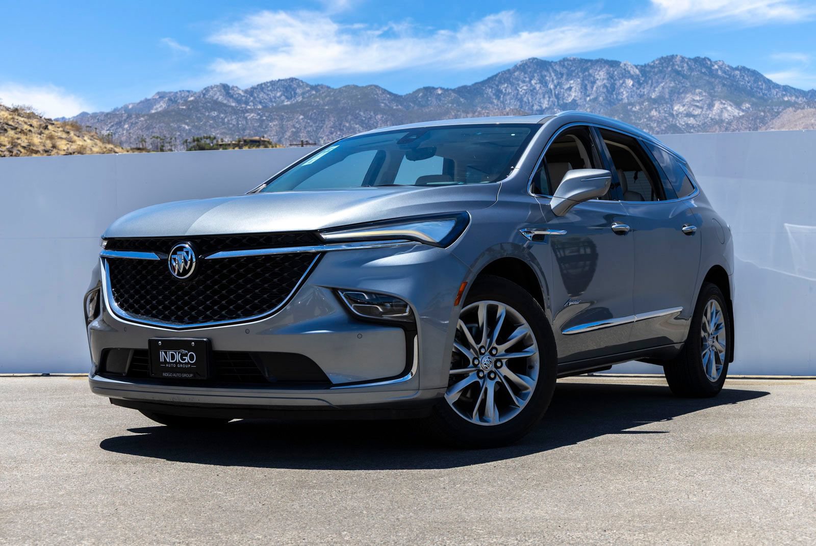 Used 2023 Buick Enclave Avenir w/ Avenir Technology Package AWD/4WD video 1