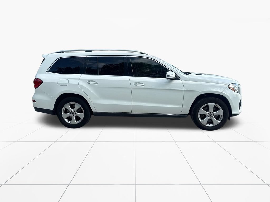 Used 2017 Mercedes-Benz GLS 450 4MATIC image 9