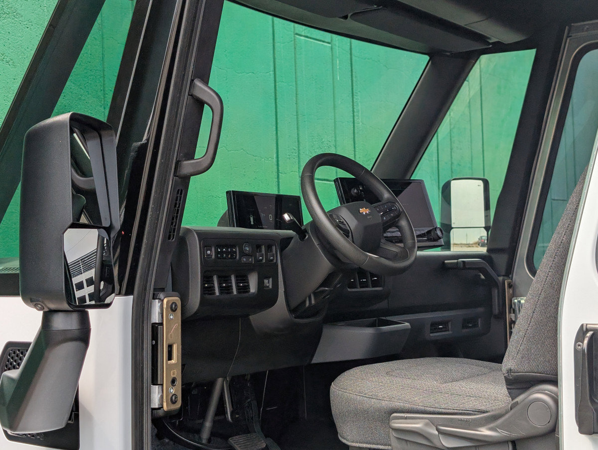 Used 2025 Chevrolet Brightdrop 400 image 19