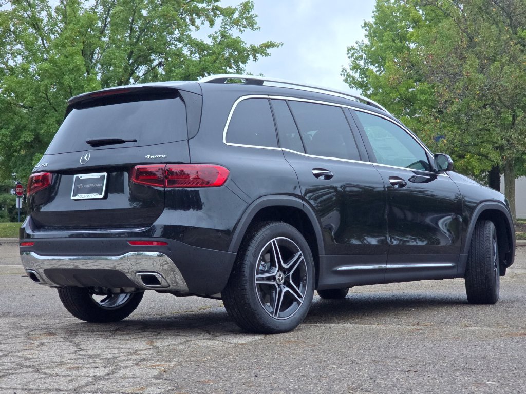 New 2026 Mercedes-Benz GLB 250 4MATIC image 16