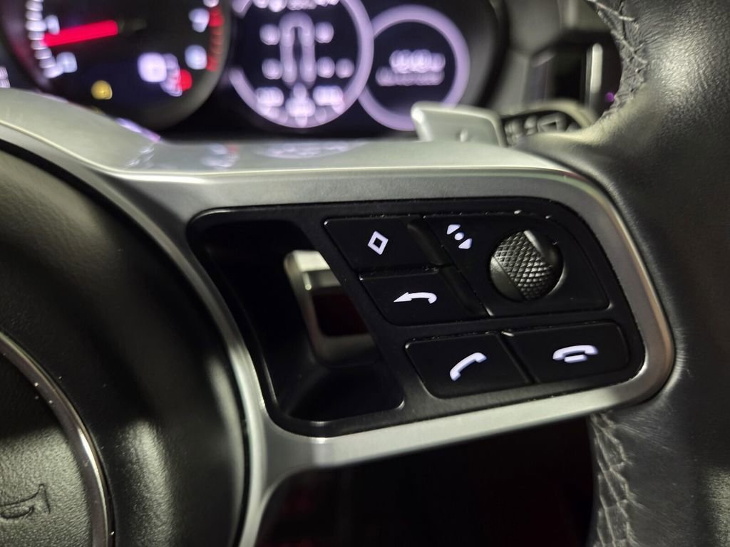 Used 2019 Porsche Cayenne AWD/4WD image 19