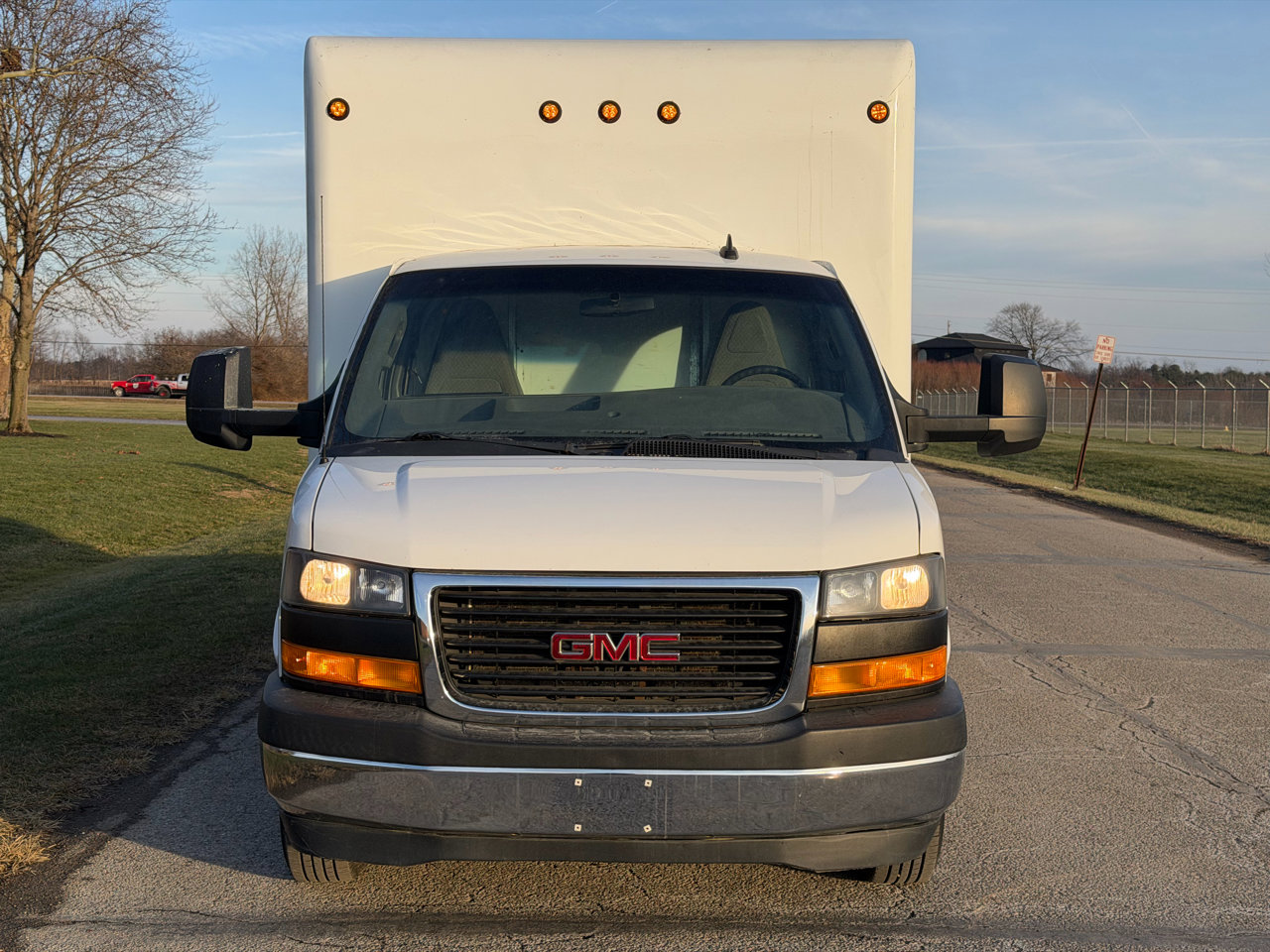Used 2019 GMC Savana 3500 w/ Power Convenience Package image 9