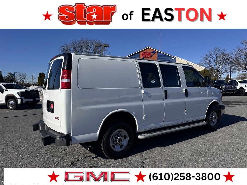 Used 2024 GMC Savana 2500 w/ Driver Convenience Package image 9