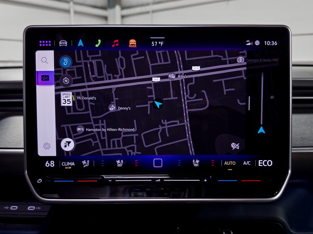 Used 2025 Volkswagen ID. Buzz Pro S image 10