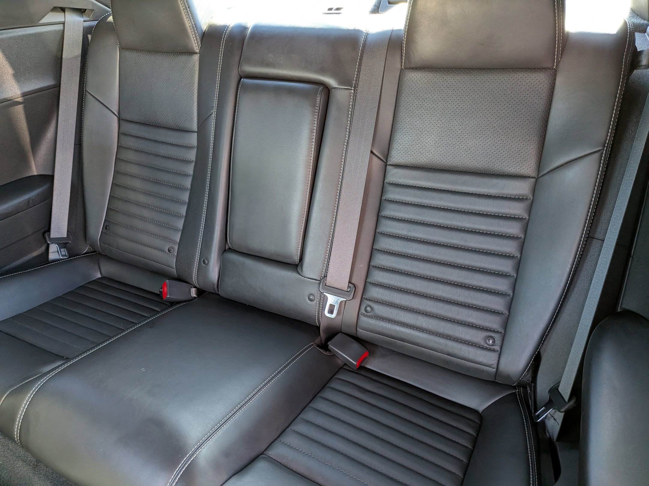 Used 2013 Dodge Challenger R/T image 26