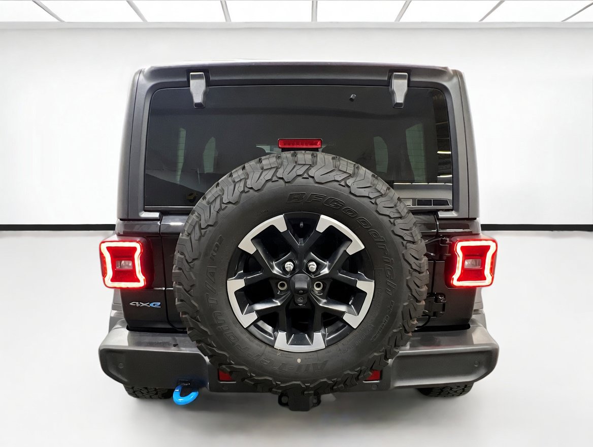 Used 2024 Jeep Wrangler Unlimited Rubicon 4xe w/ Safety Group AWD/4WD image 5