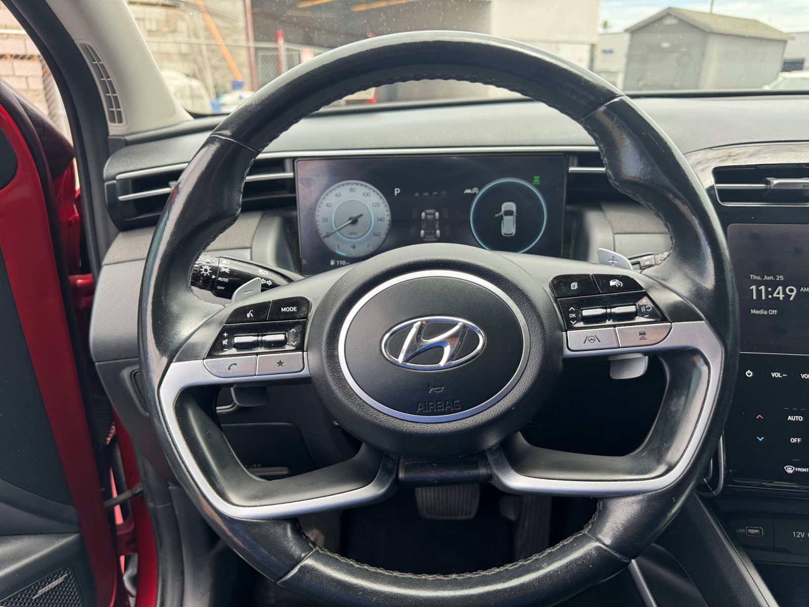 Used 2023 Hyundai Tucson Limited AWD/4WD image 19
