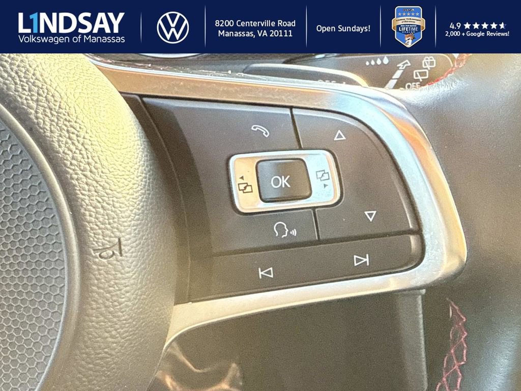 Used 2017 Volkswagen GTI SE image 19