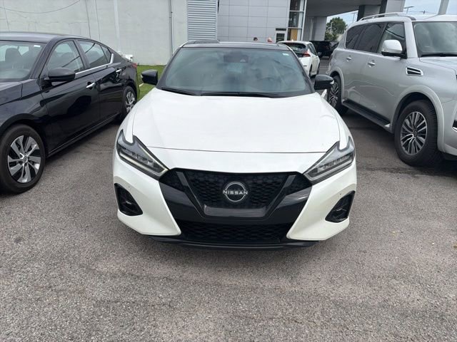 Used 2023 Nissan Maxima SR w/ Sport Mat Group FWD image 5