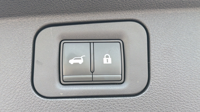 Used 2025 Nissan Armada PRO-4X AWD/4WD image 17
