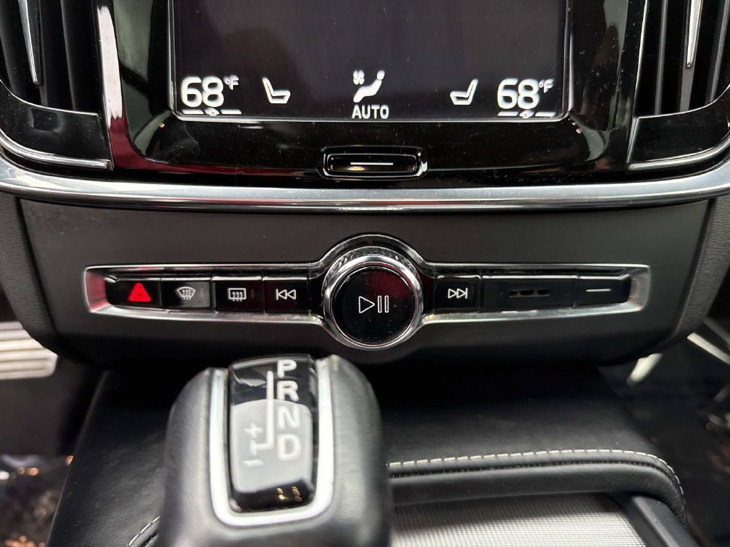 Used 2020 Volvo S90 T6 R-Design AWD/4WD image 34