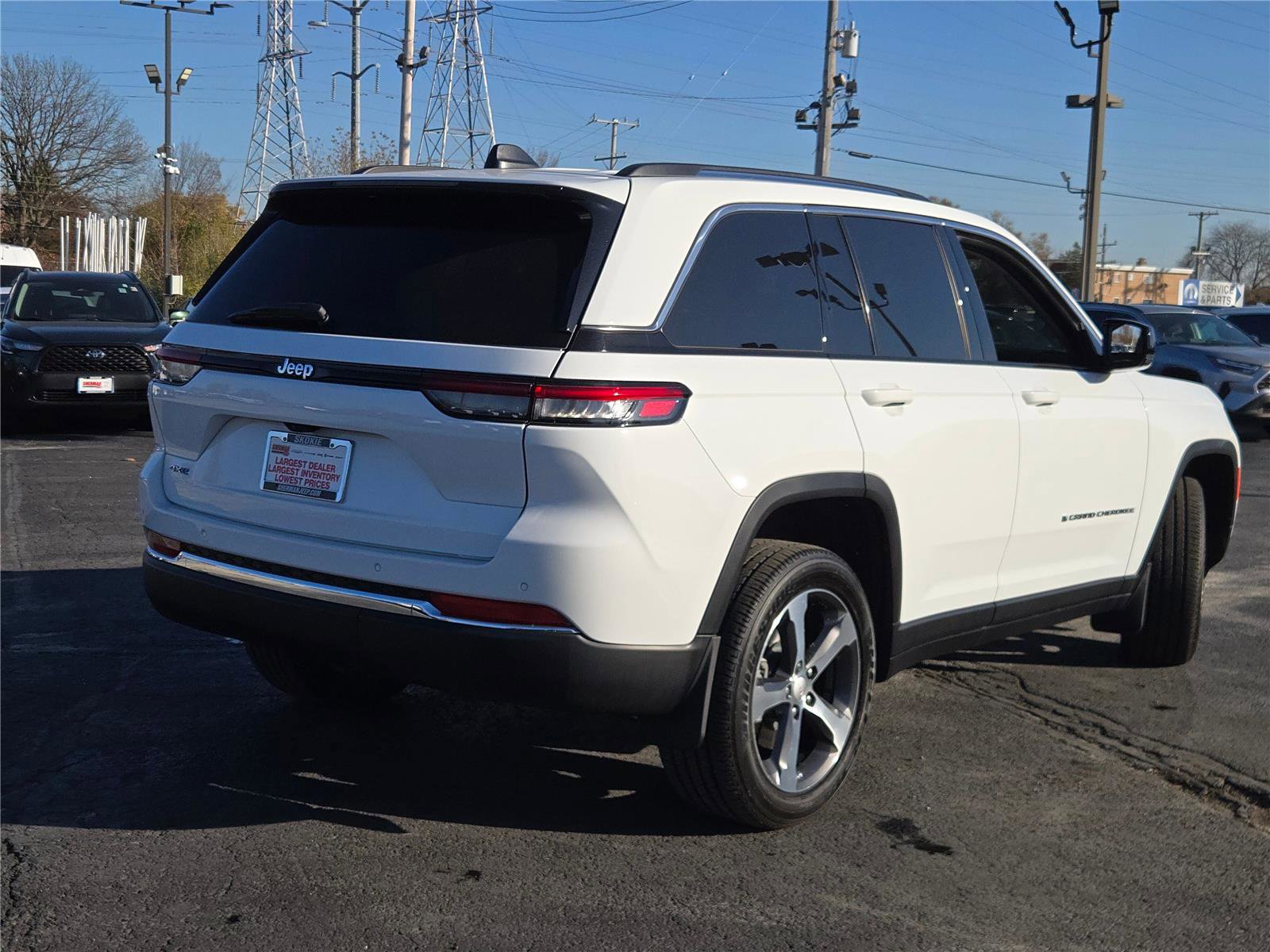 Used 2022 Jeep Grand Cherokee Limited 4xe image 12