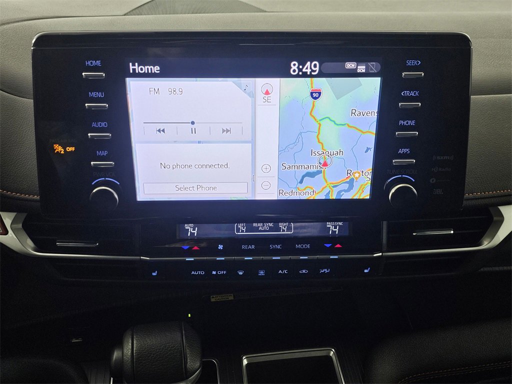 Used 2023 Toyota Sienna XSE image 32