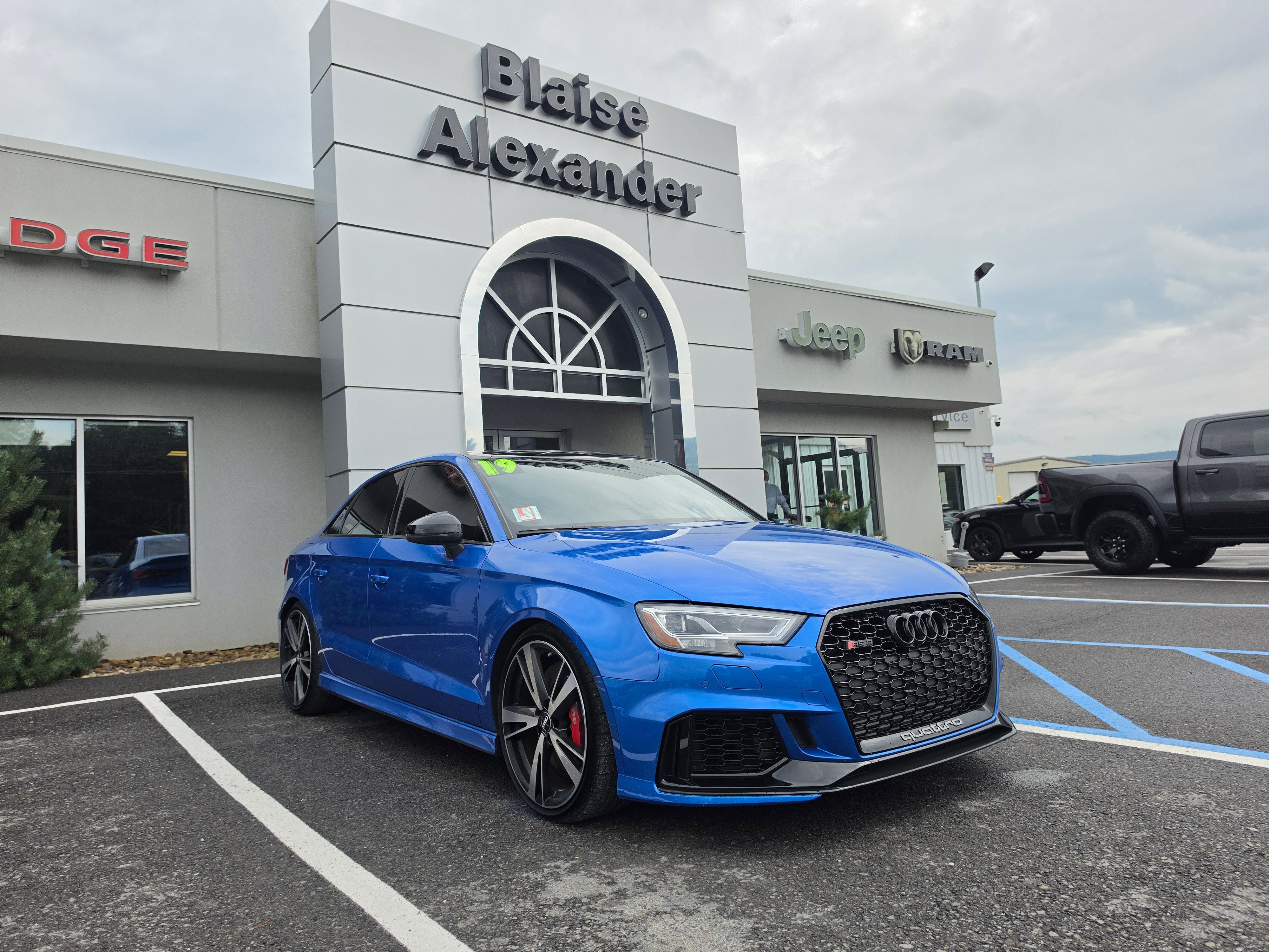 Used 2019 Audi RS 3 w/ Technology Package AWD/4WD image 1
