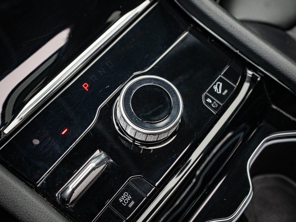 Used 2023 Jeep Grand Cherokee 4WD 4xe image 34