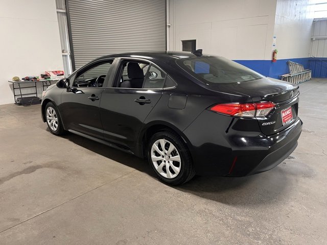 Used 2023 Toyota Corolla LE image 5